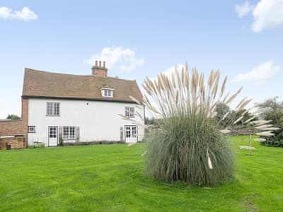 Dovercourt Hall Cottage Ref Bwo In Dovercourt Near Harwich