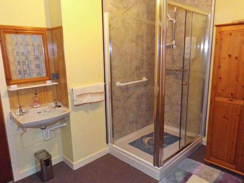 Shower room | Gladstone Cottage, Castletown, nr. Thurso