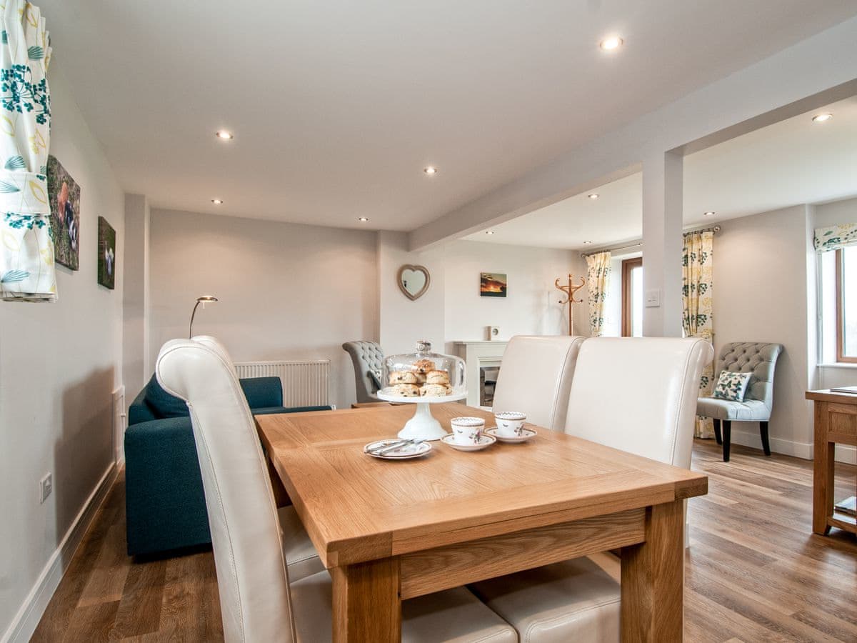 Silver Birch Lodge - Holiday Lodge in Central England - Image 5