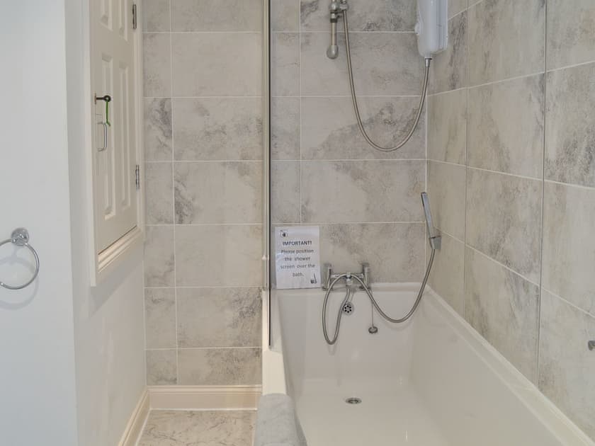 Bathroom | Jimbow, Beadnell, nr. Chathill