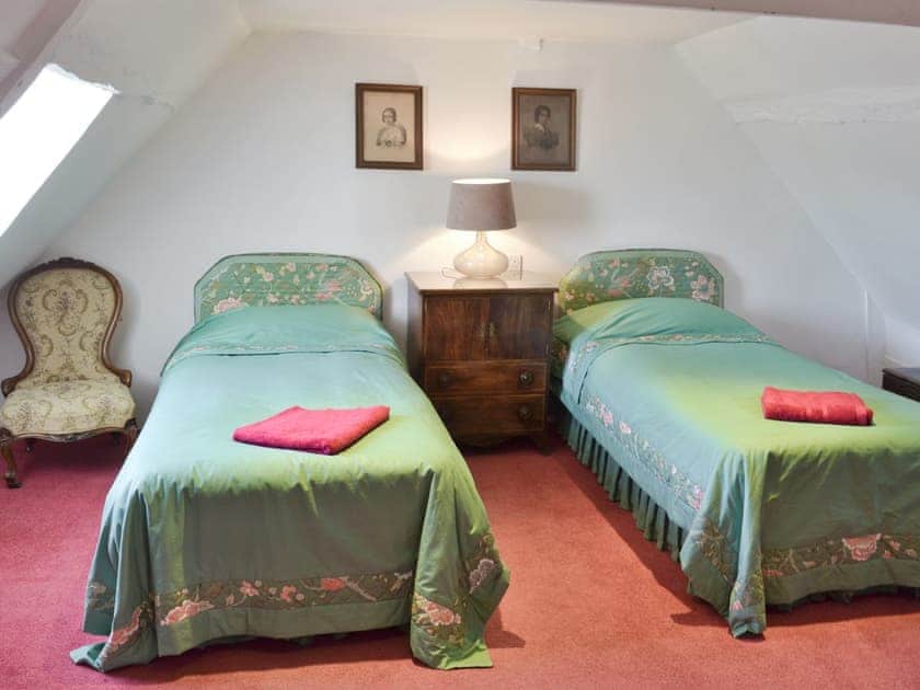 Twin bedroom | Red Lion Corner, Lavenham