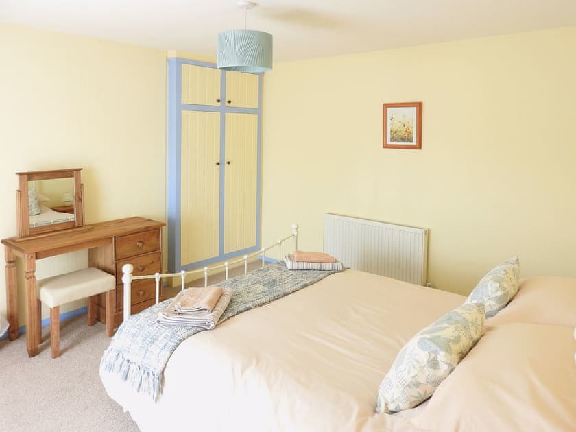 Double bedroom | West End Farmhouse, Ulrome, nr. Bridlington