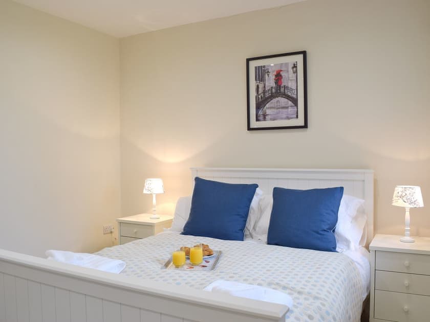 Double bedroom | Southlands Barn, Saundersfoot