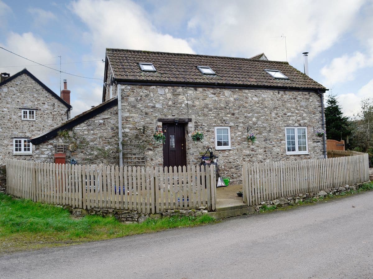 Munty Cottage
