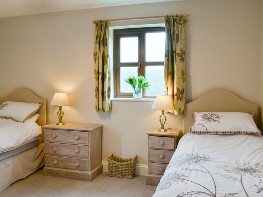 Twin bedroom | Blackthorn Cottage, Norton Disney, near Newark