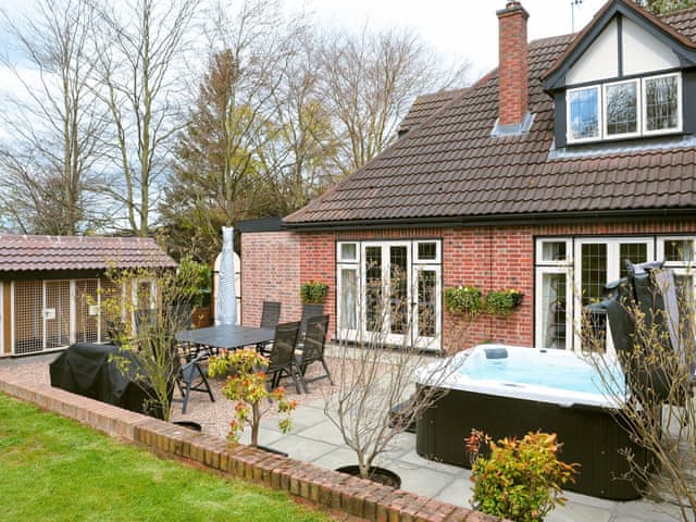 Lambley Lodge Ref W44075 In Lowdham Nottinghamshire Cottages Com