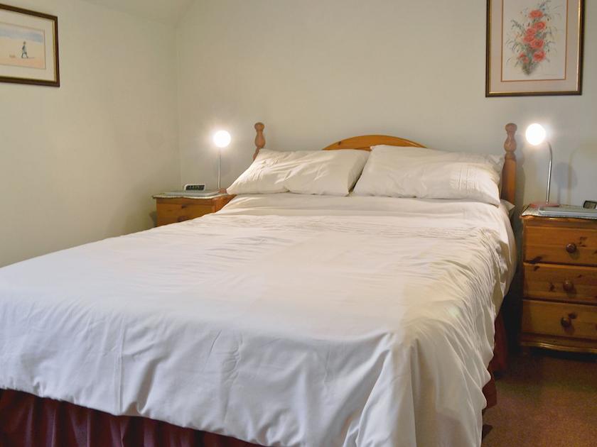 Double bedroom | Fir Tree Cottage, Stretton-on-Fosse, near Moreton-in-Marsh