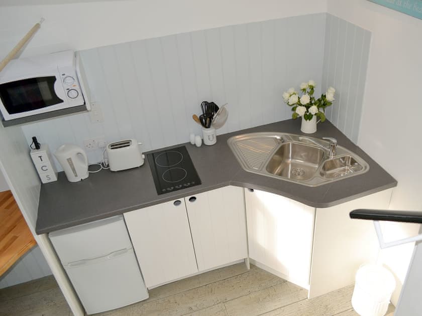 Well equipped kitchen area | Dolphina, Middleton-on-Sea 