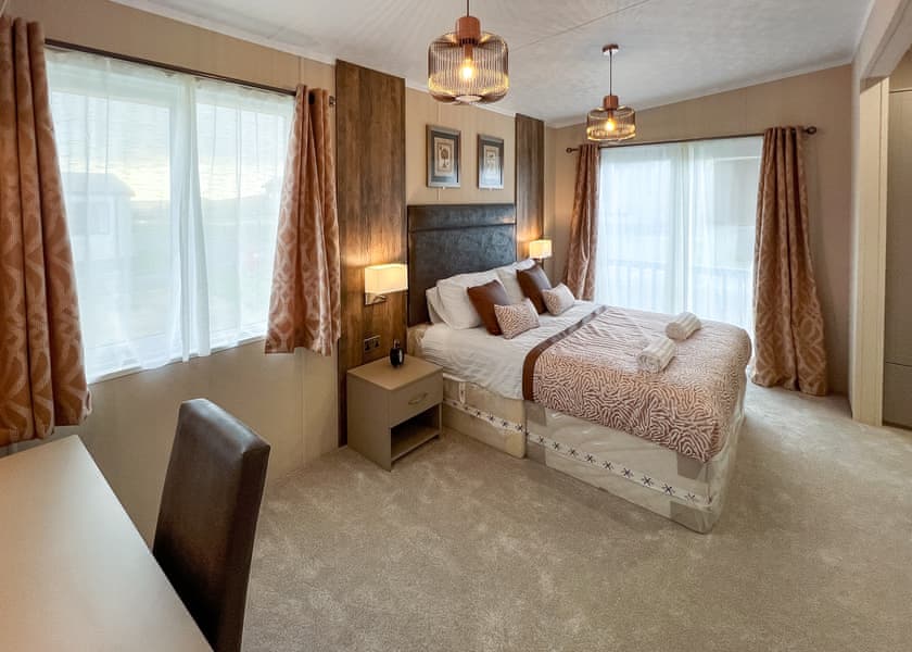 Platinum Lodge Bay View Spa (Pet) - Aber Bay Holiday Park, Clarach