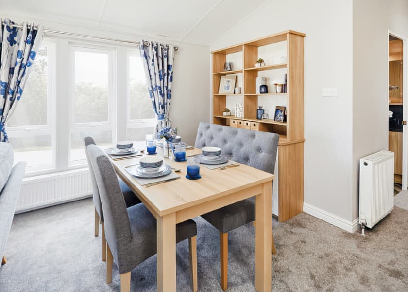 Platinum Lodge Bay View - Aber Bay Holiday Park, Clarach