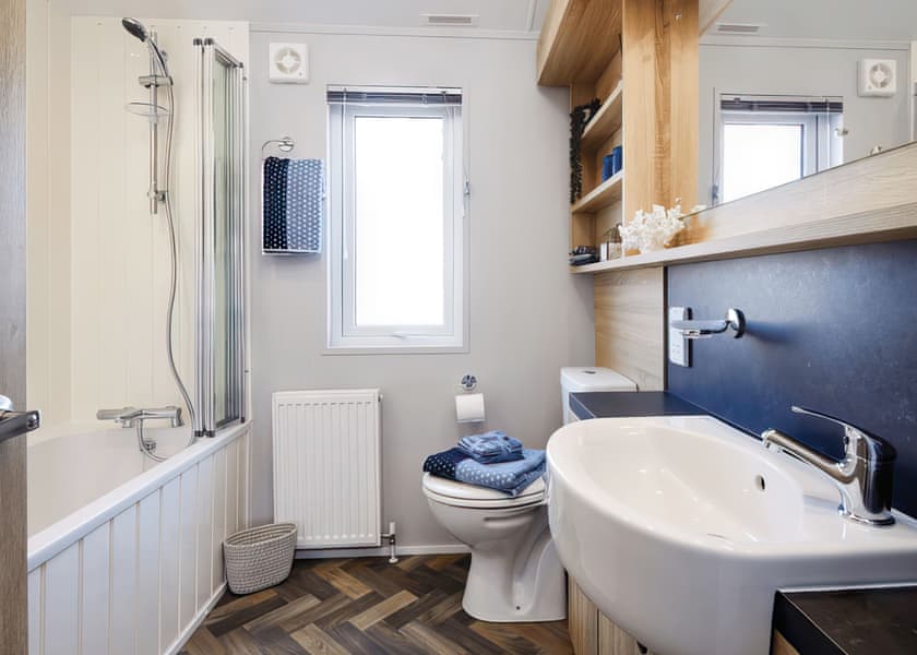 Platinum Lodge Bay View - Aber Bay Holiday Park, Clarach