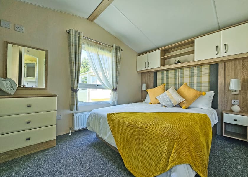 Chestnut - Aldbrough Leisure Park, Aldbrough