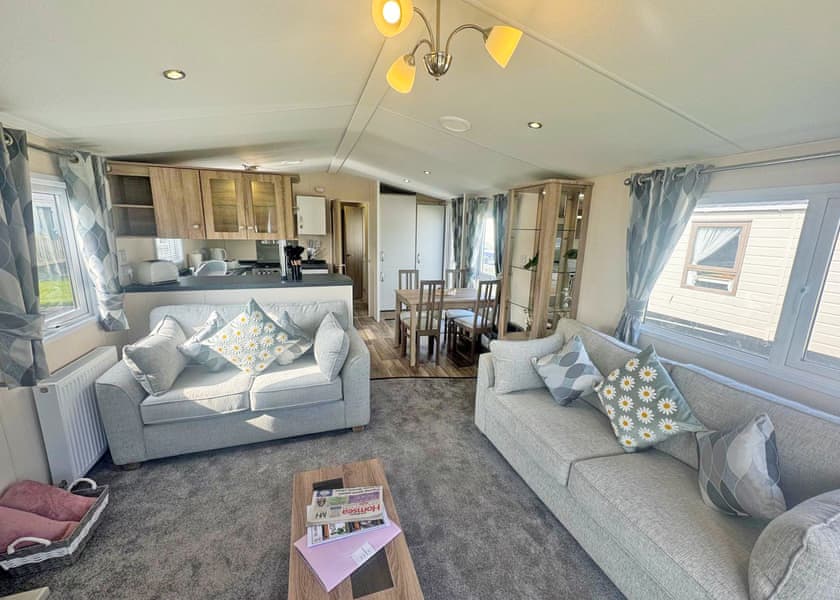 Chestnut (Pet) - Aldbrough Leisure Park, Aldbrough