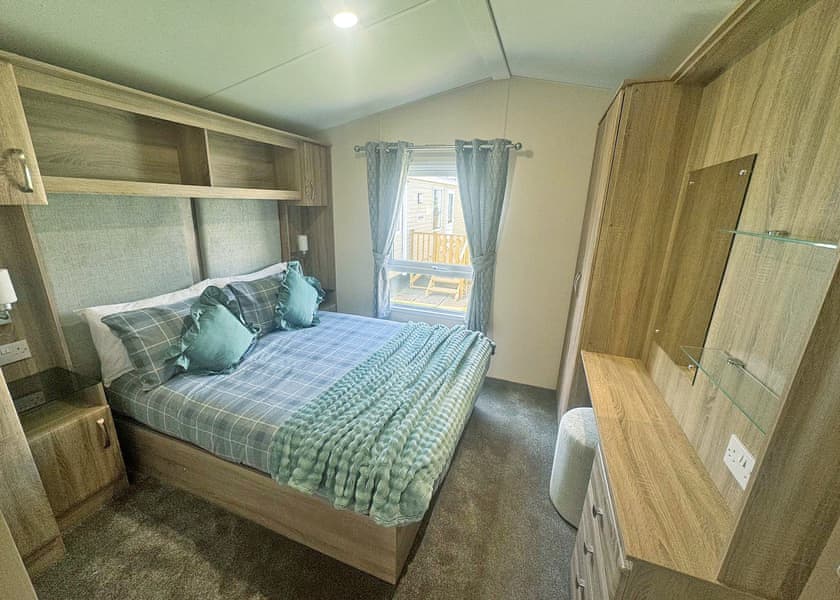 Chestnut (Pet) - Aldbrough Leisure Park, Aldbrough