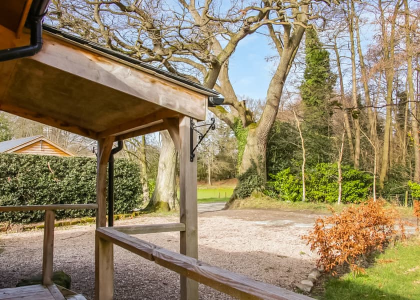 Buzzard Lodge - Acksea Lodges, Oswestry