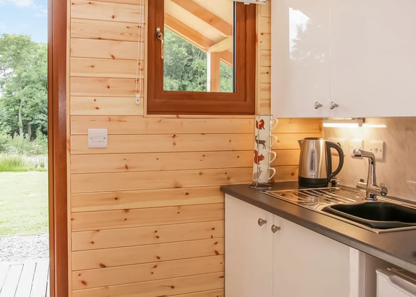 Robin - Acksea Lodges, Oswestry