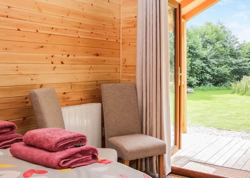 Wren - Acksea Lodges, Oswestry