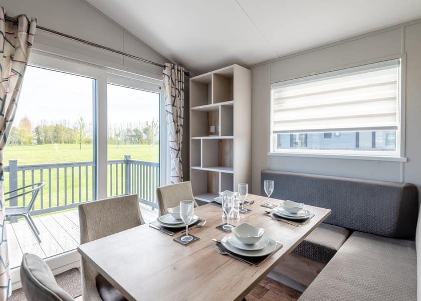 St Andrew’s Lodges VIP (Pet) - Addlethorpe Country Park, Addlethorpe