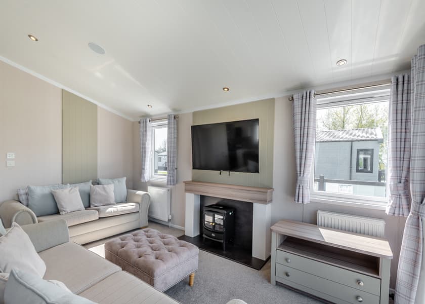 Sunningdale Lodge - Addlethorpe Country Park, Addlethorpe