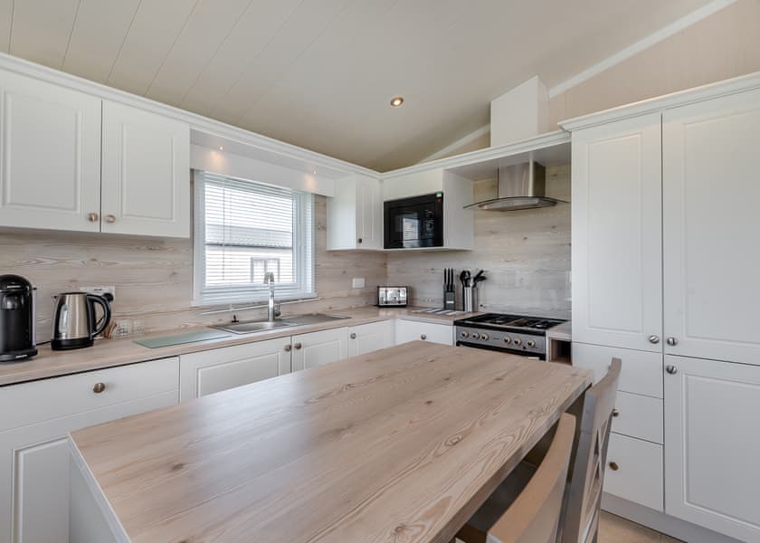 Sunningdale Lodge - Addlethorpe Country Park, Addlethorpe