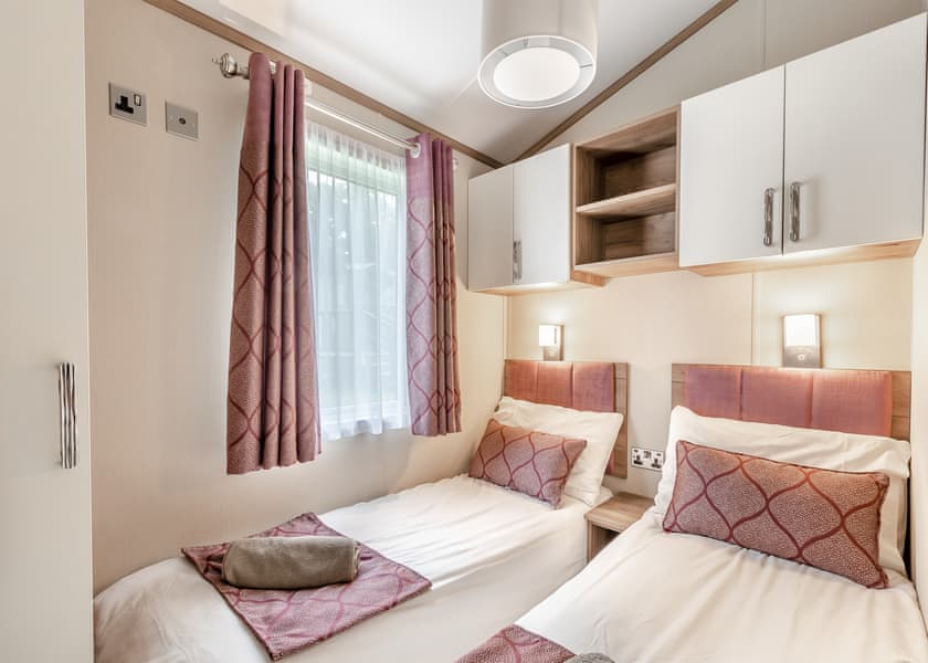 Typical | Symphony 3 Hot Tub Pet - Andrewshayes Orchard Retreat, Axminster