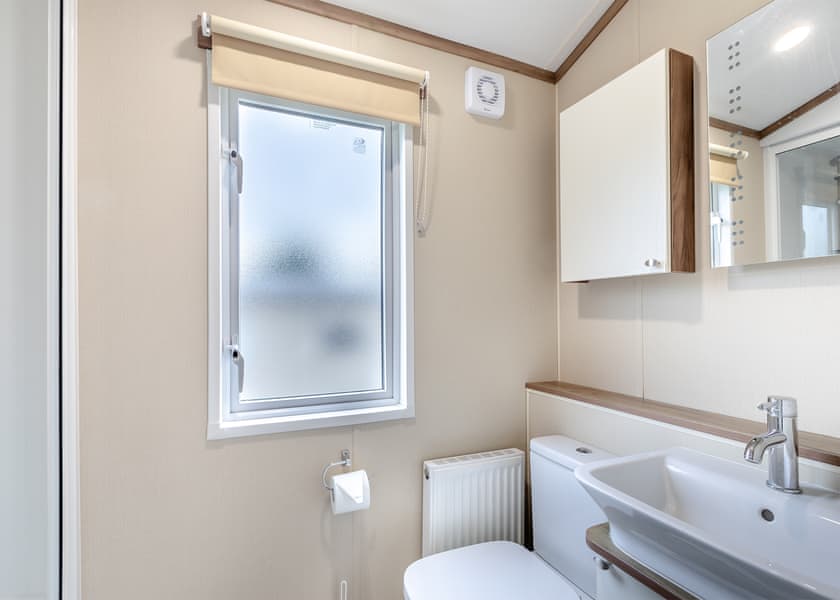 Typical | Symphony 3 Hot Tub Pet - Andrewshayes Orchard Retreat, Axminster