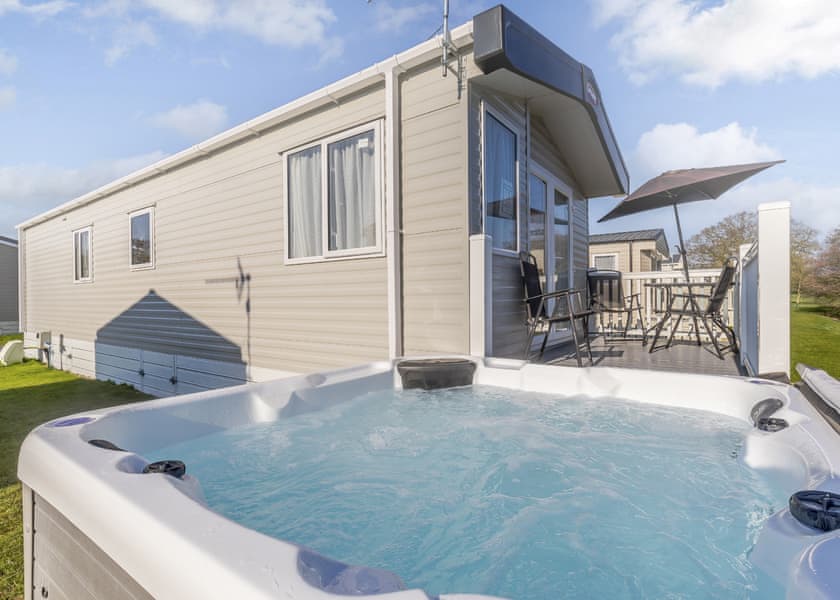 Typical | Bronze Holiday Home - Allerthorpe Country Park, Pocklington