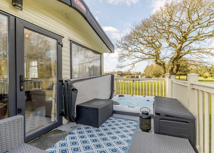 Typical | Bronze Holiday Home - Allerthorpe Country Park, Pocklington