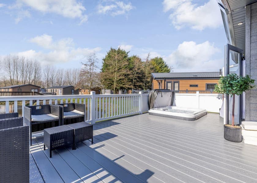 Typical | Gold Lodge - Allerthorpe Country Park, Pocklington