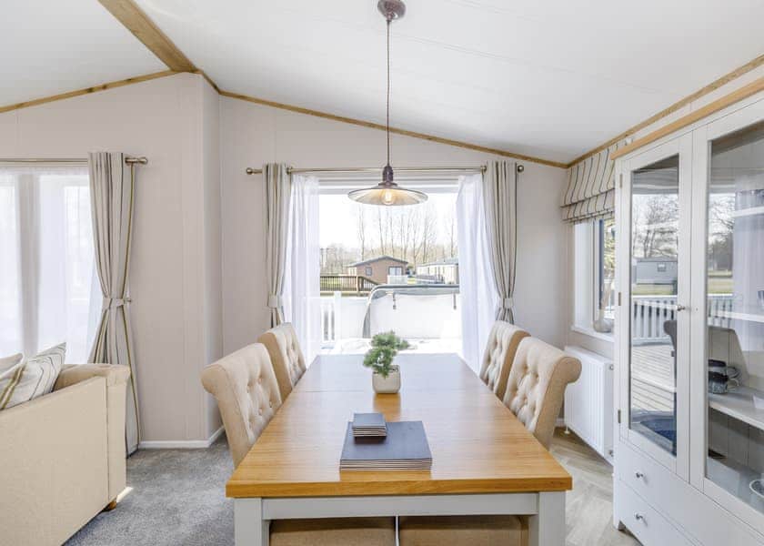 Typical | Gold Lodge - Allerthorpe Country Park, Pocklington