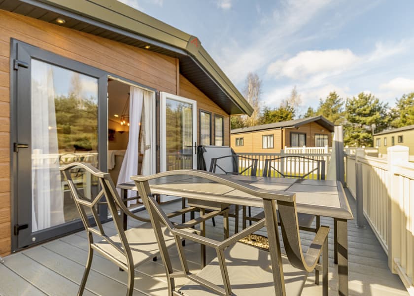 Typical | Gold Lodge P/F - Allerthorpe Country Park, Pocklington