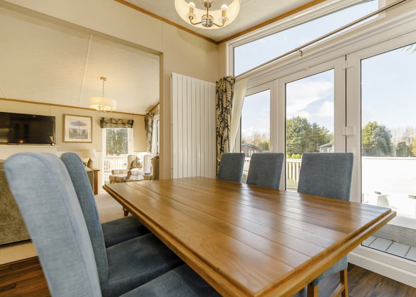 Typical | Gold Lodge P/F - Allerthorpe Country Park, Pocklington