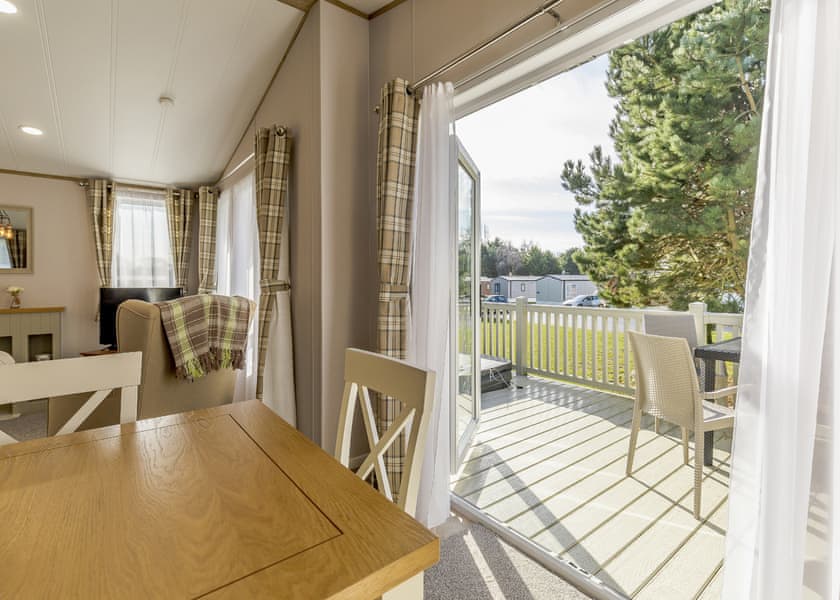 Typical | Gold Lodge P/F - Allerthorpe Country Park, Pocklington