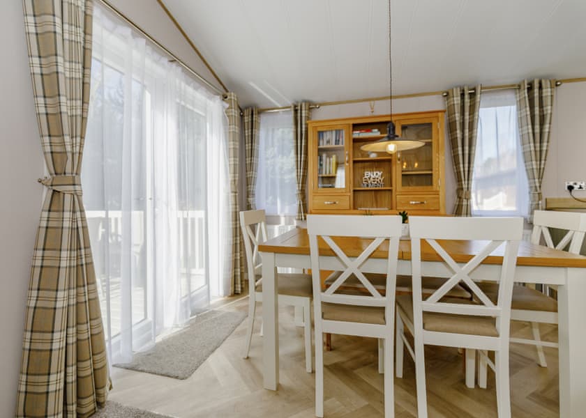 Typical | Gold Lodge P/F - Allerthorpe Country Park, Pocklington