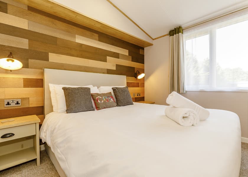 Typical | Gold Lodge P/F - Allerthorpe Country Park, Pocklington