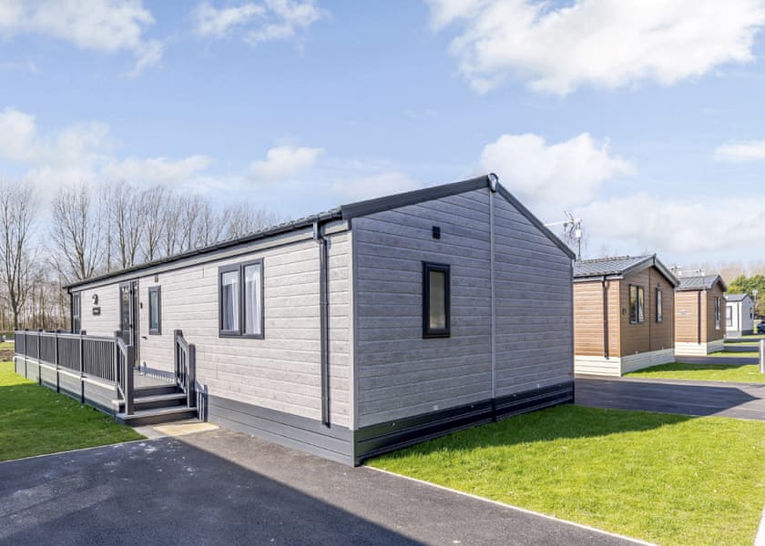 Typical | Gold Lodge VIP - Allerthorpe Country Park, Pocklington