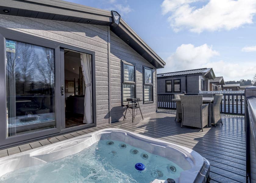 Typical | Gold Lodge VIP - Allerthorpe Country Park, Pocklington