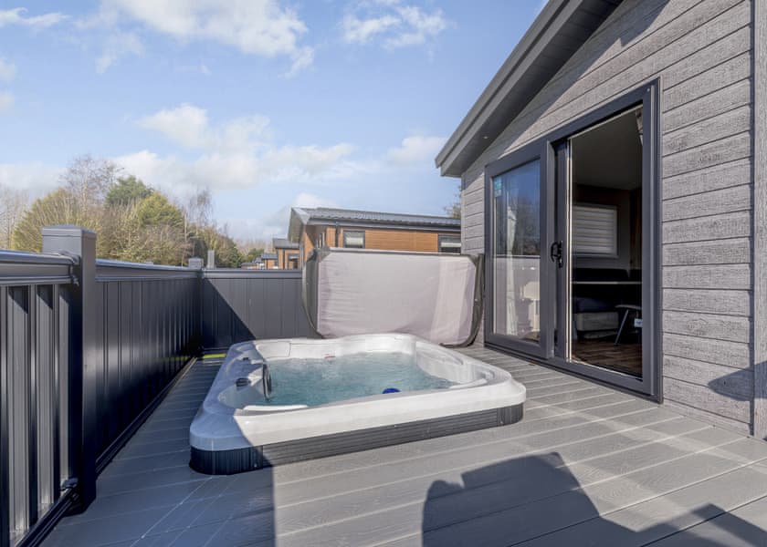 Typical | Gold Lodge VIP - Allerthorpe Country Park, Pocklington