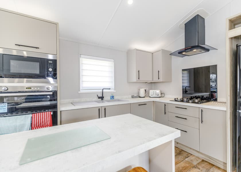 Typical | Gold Lodge VIP - Allerthorpe Country Park, Pocklington