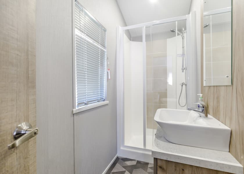 Typical | Gold Lodge VIP - Allerthorpe Country Park, Pocklington