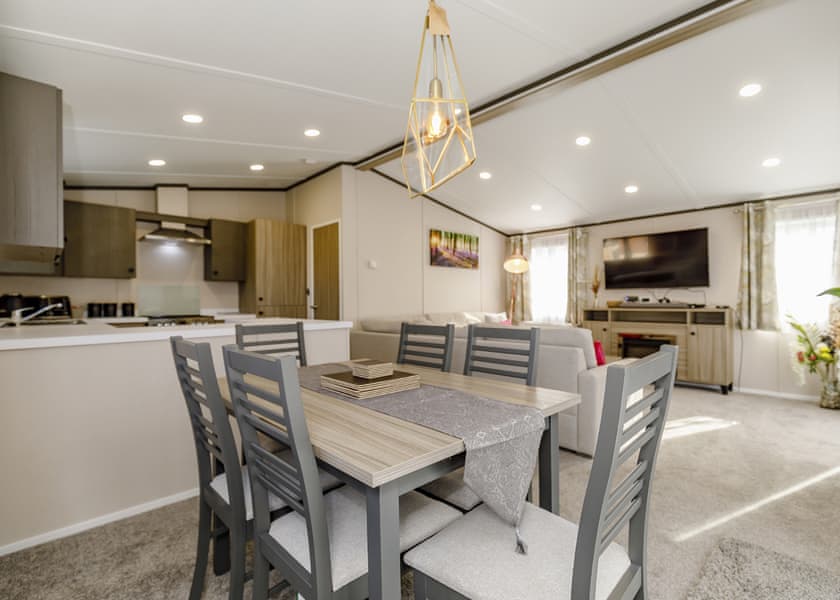 Typical | Gold Lodge VIP P/F - Allerthorpe Country Park, Pocklington