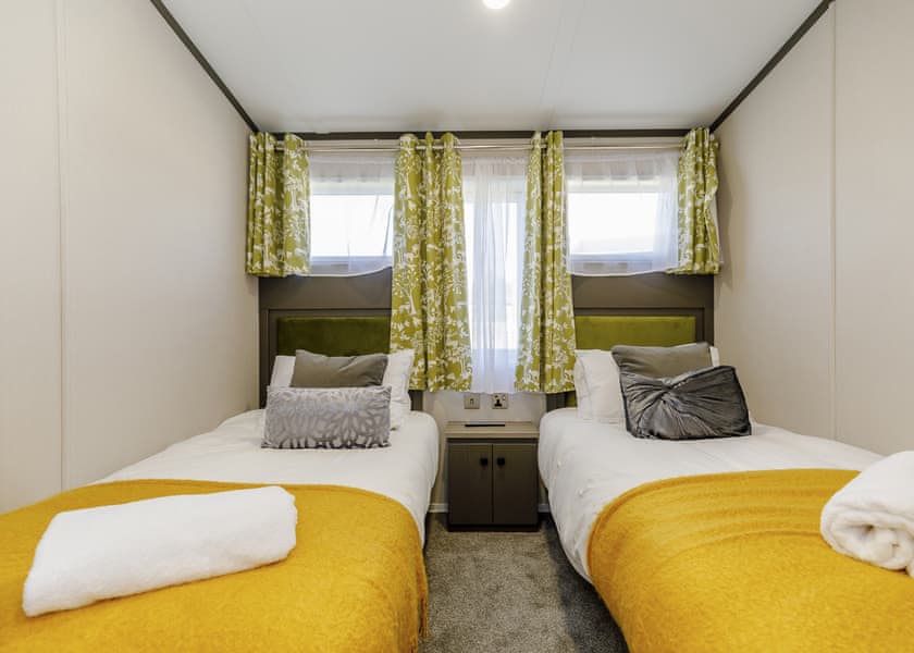 Typical | Gold Lodge VIP P/F - Allerthorpe Country Park, Pocklington