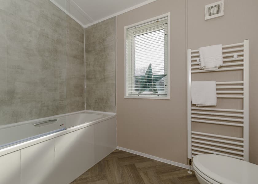 Typical | Gold Lodge VIP P/F - Allerthorpe Country Park, Pocklington