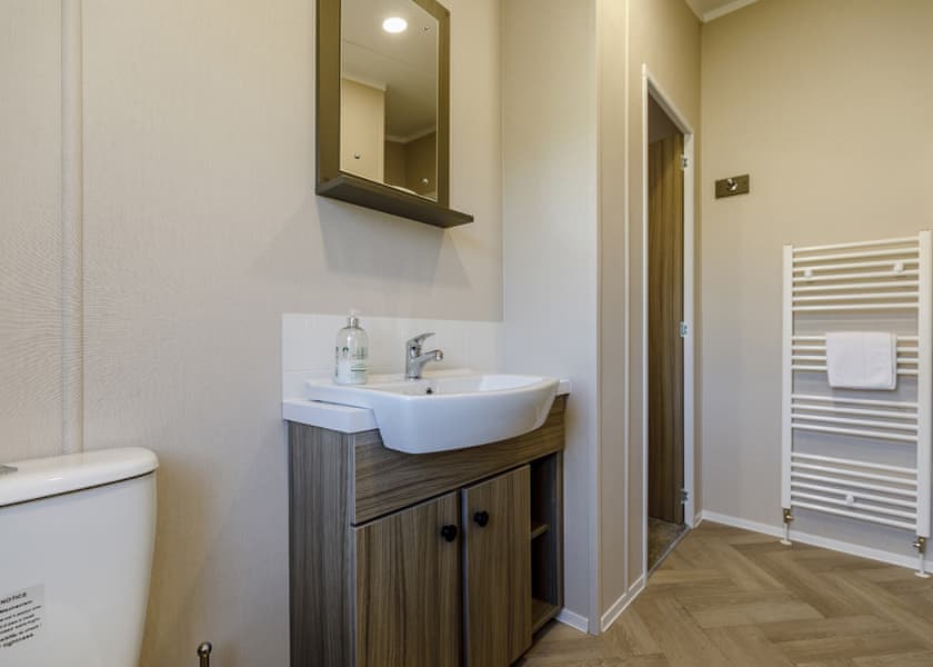 Typical | Gold Lodge VIP P/F - Allerthorpe Country Park, Pocklington