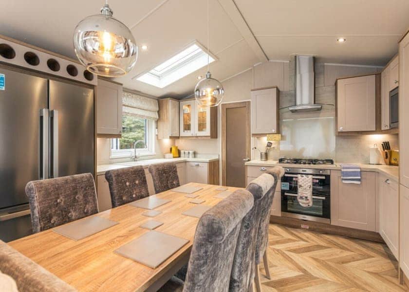 Typical | Silver Holiday Home P/F - Allerthorpe Country Park, Pocklington