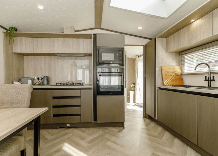 Typical | Silver Holiday Home VIP P/F - Allerthorpe Country Park, Pocklington
