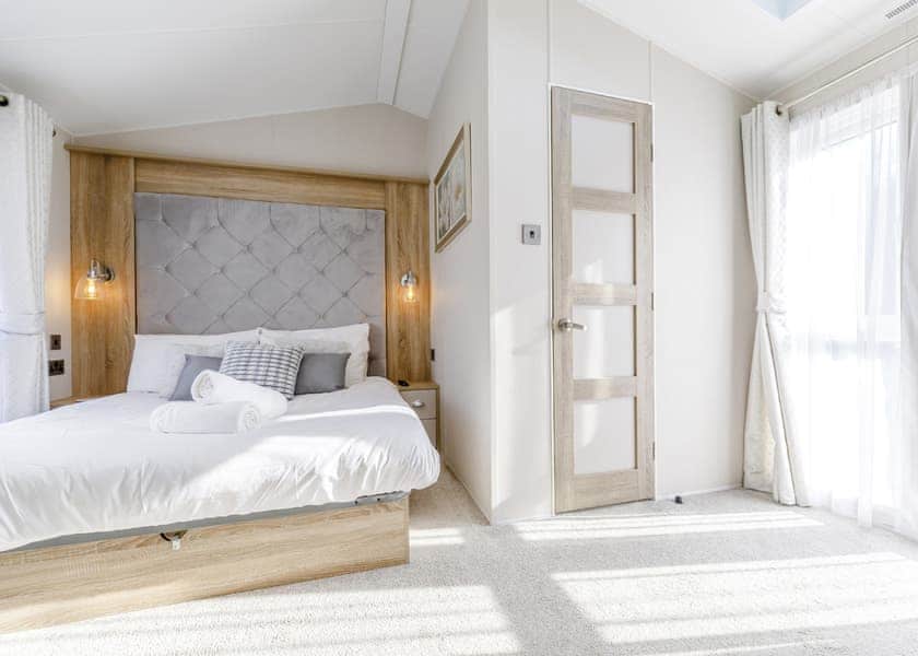 Typical | Silver Holiday Home VIP P/F - Allerthorpe Country Park, Pocklington