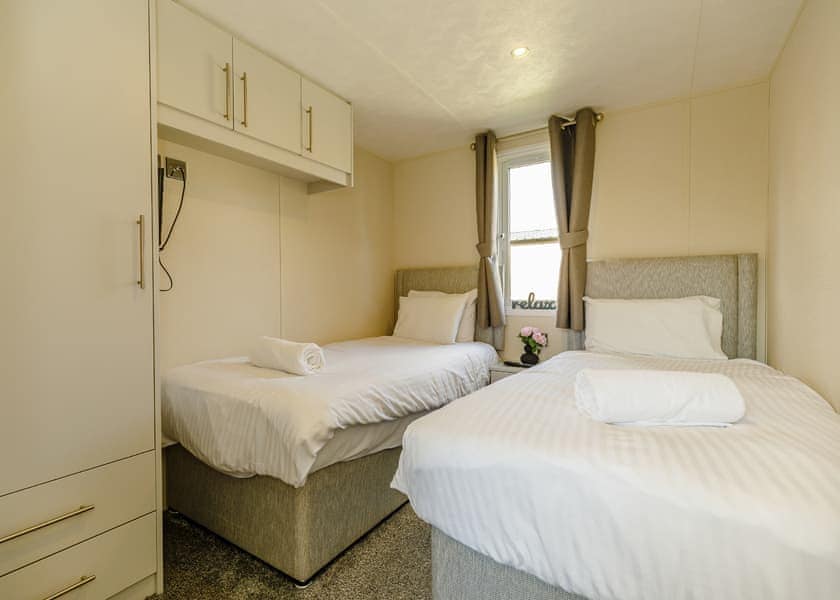 Typical | Silver Holiday Home VIP P/F - Allerthorpe Country Park, Pocklington