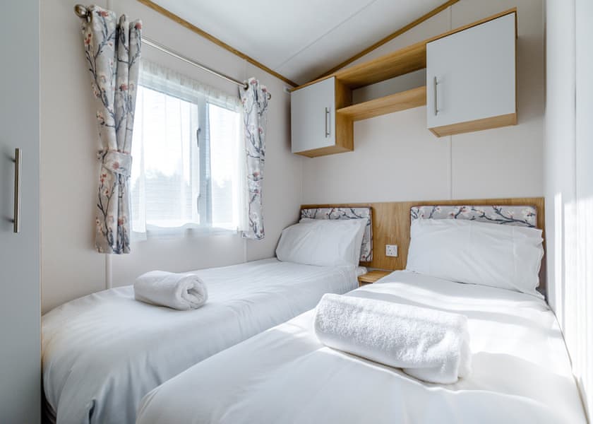 Typical | Ole Smithy P/F - Allerthorpe Country Park, Pocklington