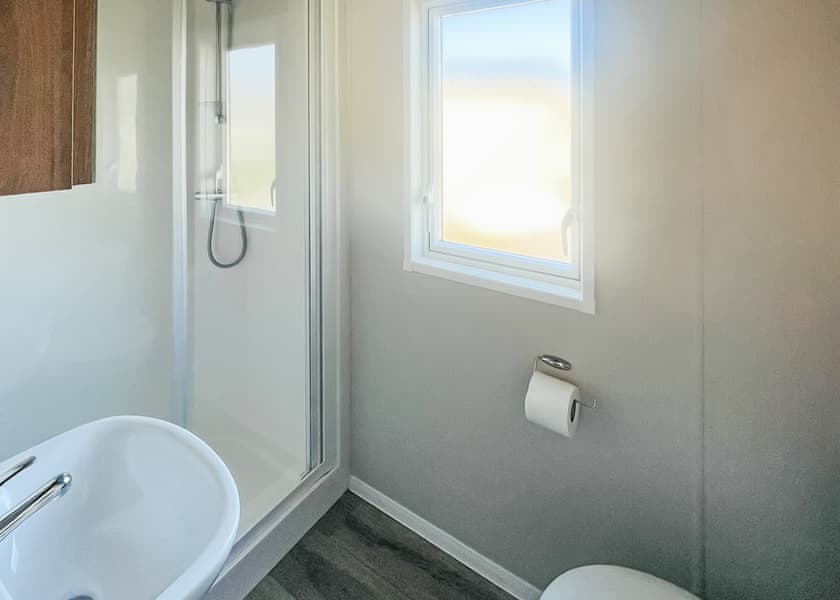 The Hideaway - Allerthorpe Country Park, Pocklington